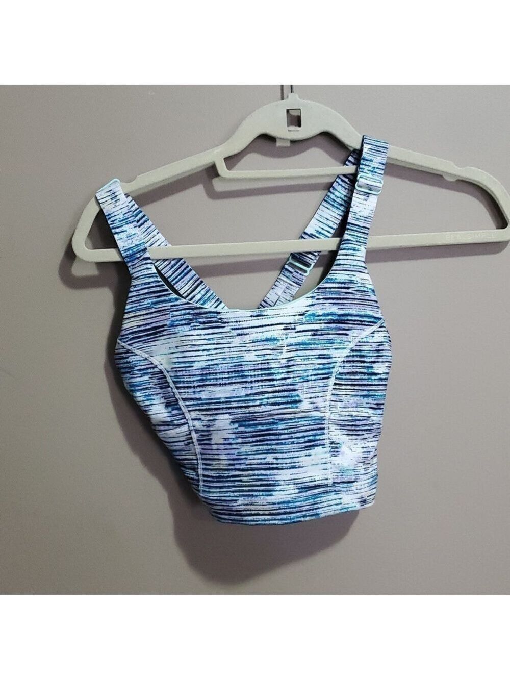 Lululemon sports bra Blurry Belle sea Mist size 4